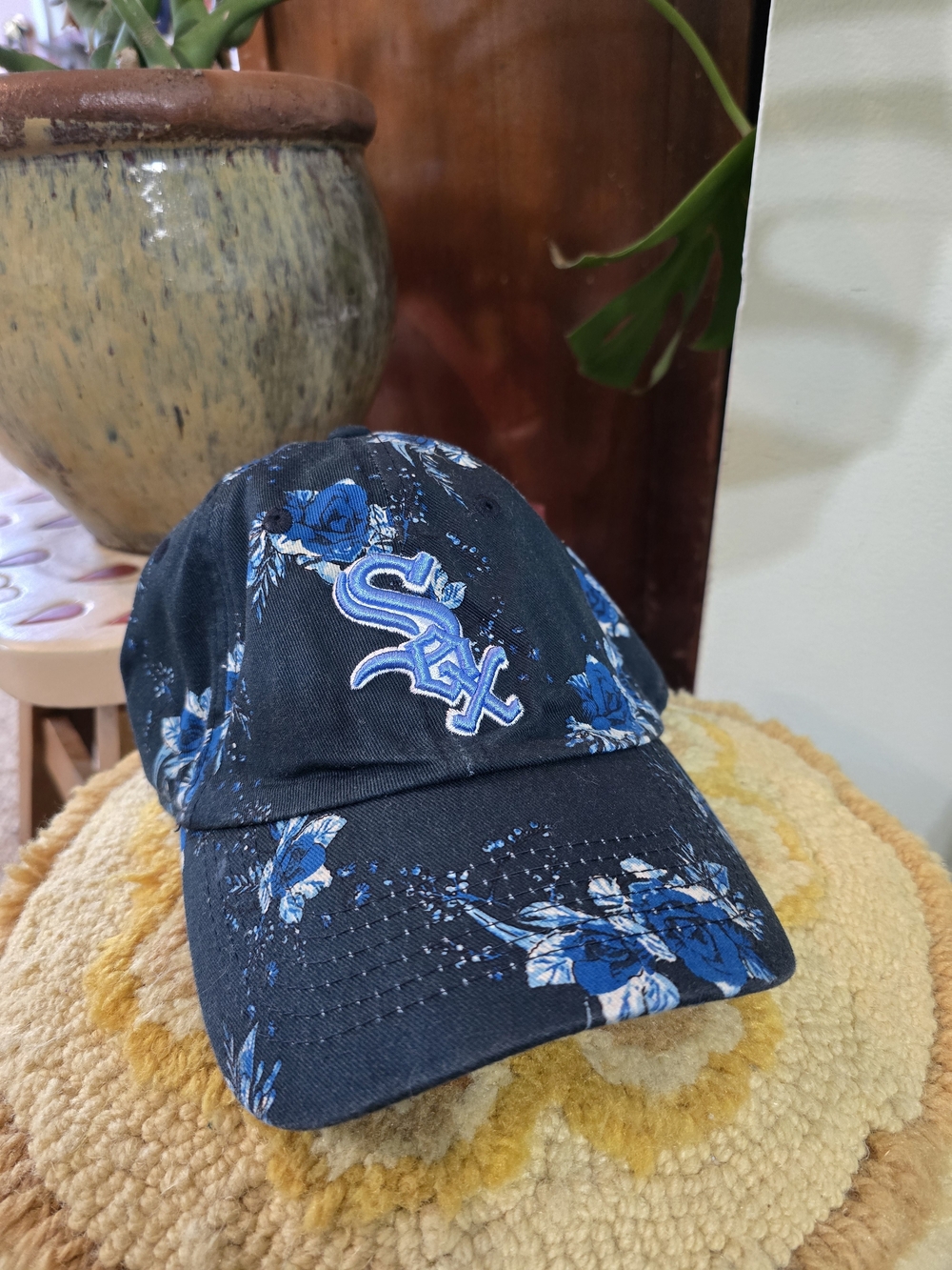 Chicago White Sox Floral Adjustable Hat